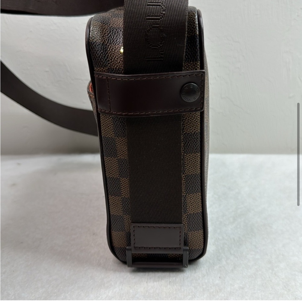 LOUIS VUITTON DAMIER BROWN UNISEX CROSSBODY WITH DUST BAG - Picture 6 of 16